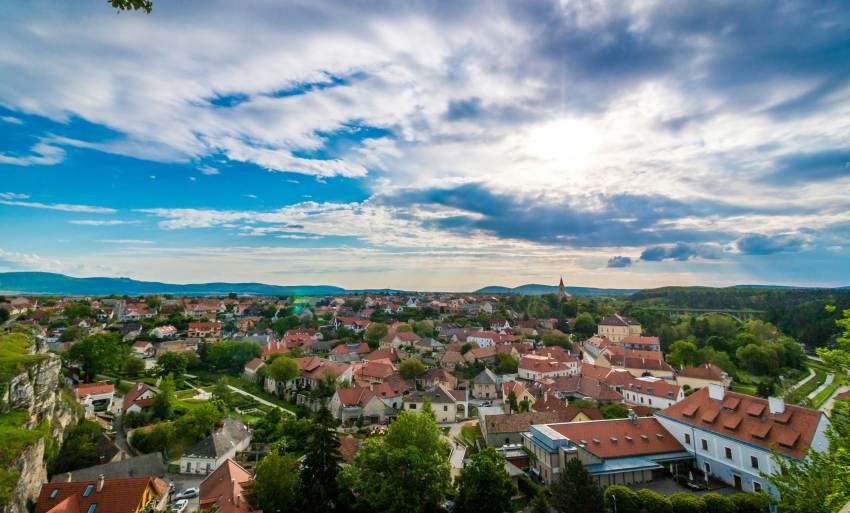 Helyi önazonosság védelme: új törvény lép hatályba